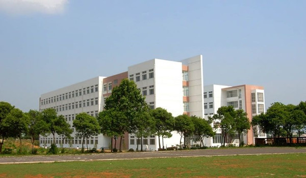 巢湖學院附中
